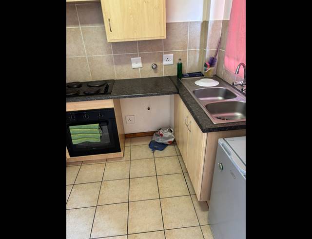 2 BEDROOM APARTMENT FOR SALE IN KARENPARK
